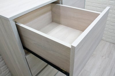 倪莎白雪松斗櫃3