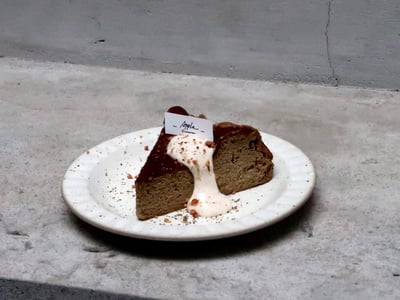 焙茶巴斯克乳酪1