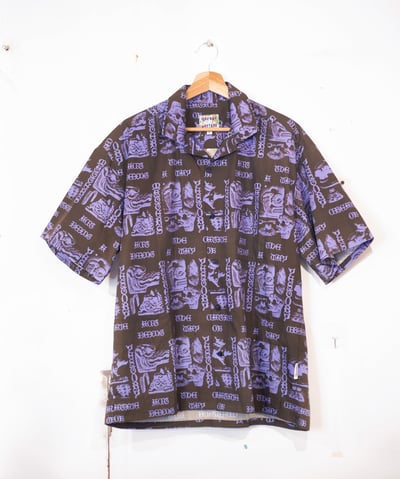 Pre order| **THIS IS YESTORY ,LOST IN TIME.** SHIRT1