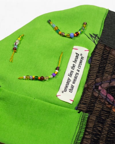 Fragments Beanie –  001 Reworked ·Beadwork 1/13