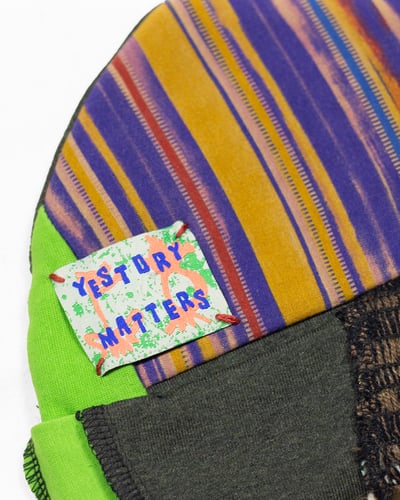 Fragments Beanie –  001 Reworked ·Beadwork 1/14