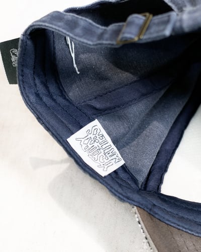Fragments Caps – UNTITLED / 003 - Handcrafted · 1/15