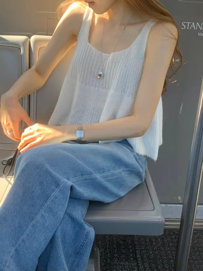 W5成團！《ounce》U領針織背心22