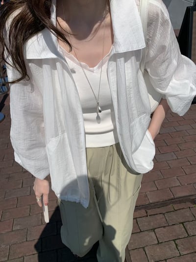 W8成團！《清新甜美》疊穿感蕾絲細肩背心10