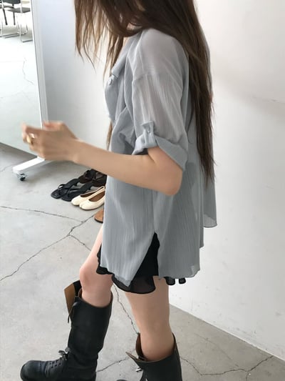 W7成團！《26春夏爆紅設計師》立體紋路感短袖罩衫3