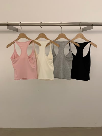 W6成團！《bra top專家》細肩帶素色bra top7