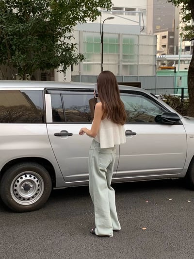 W7成團！《ounce》洗舊淺藍牛褲14