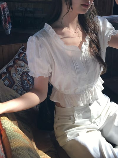 限時24小時早鳥價開團中！《蔬菜家》分尺寸短版花邊漂亮上衣4