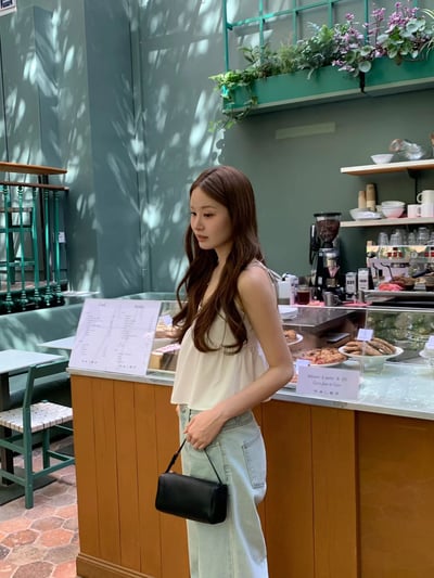 敗部復活開團中！《ounce》W8肩膀綁帶寬擺細肩背心6