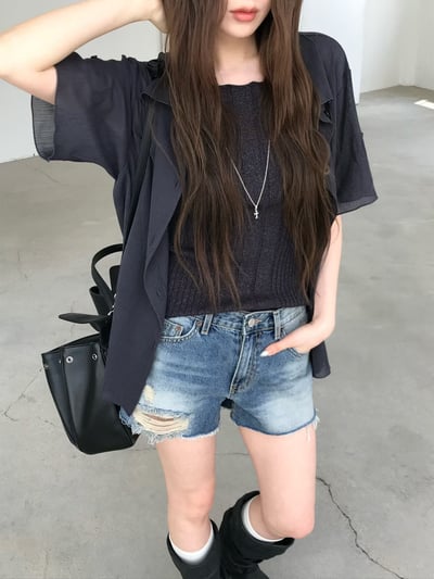 W7成團！《26春夏爆紅設計師》不規則直紋針織背心16