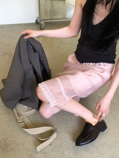 W5成團！《l&k》法式蕾絲半裙(onni推burgundy)3