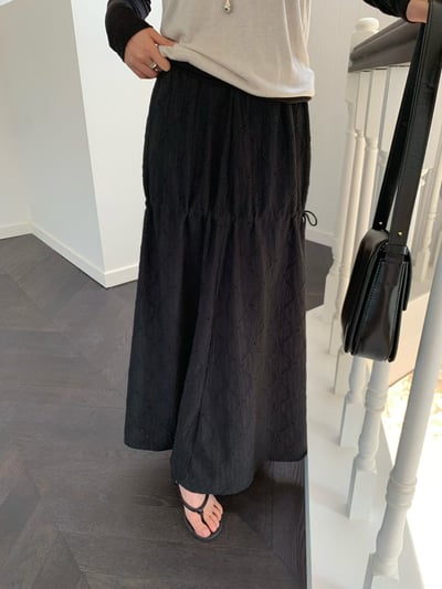 W7成團！《平價韓貨》拉繩決定裙型壓紋長裙2