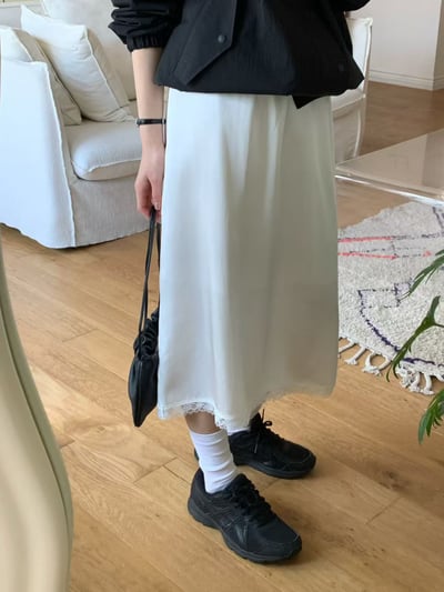 W6成團！《花語家》人造絲鬆緊蕾絲半裙3