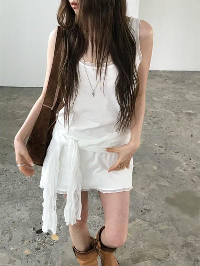 早鳥價開團中！《26春夏爆紅設計師》蕾絲疊穿感背心ops17