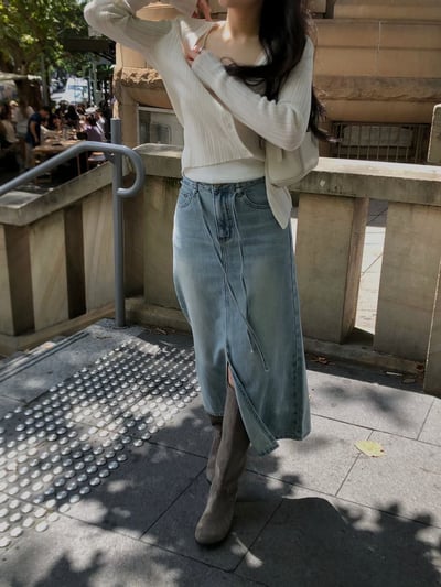 W5成團！《d家》愛心爆棚前開衩牛仔裙5