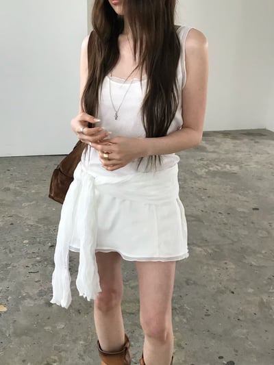 早鳥價開團中！《26春夏爆紅設計師》蕾絲疊穿感背心ops19