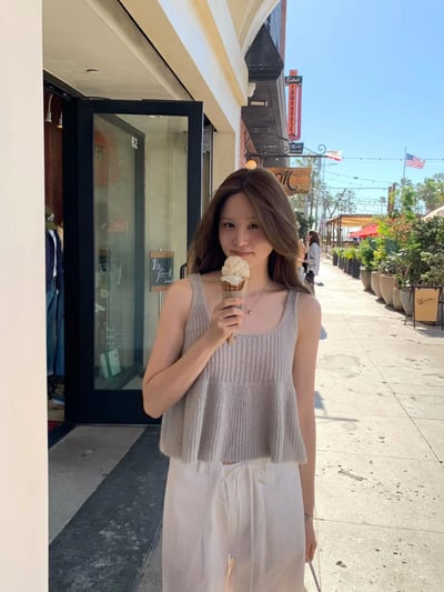 W5成團！《ounce》U領針織背心1