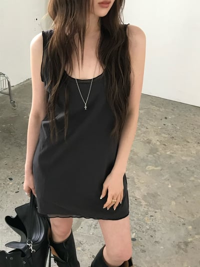 早鳥價開團中！《26春夏爆紅設計師》蕾絲疊穿感背心ops6