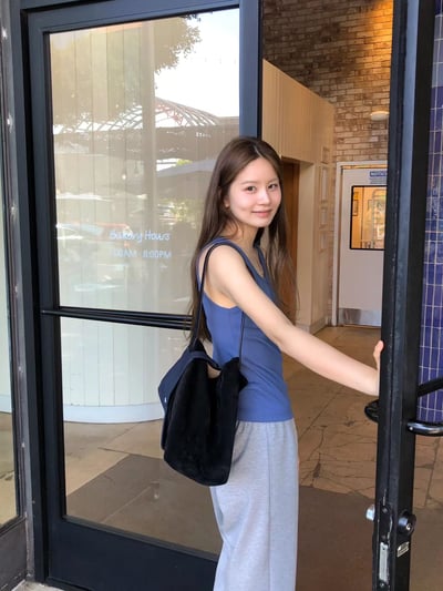 W6成團！《ounce》細直坑紋背心13