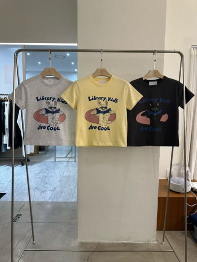 早鳥價開團中！《夏日T shirt》Library kids are cool T4
