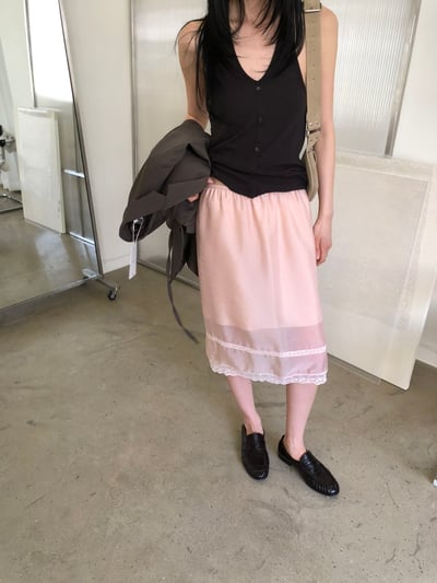 W5成團！《l&k》法式蕾絲半裙(onni推burgundy)7