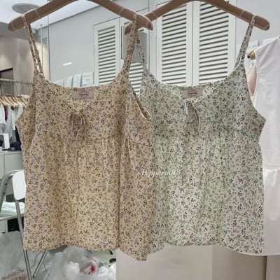 早鳥價開團中！《小資湊免運》碎花可調節細肩背心1