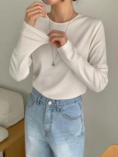 黑色現貨！《巧克力》後中線外縫線打底衣1