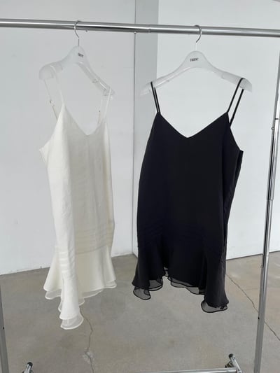 last 1早鳥價！《26春夏爆紅設計師》法式波浪細肩ops3