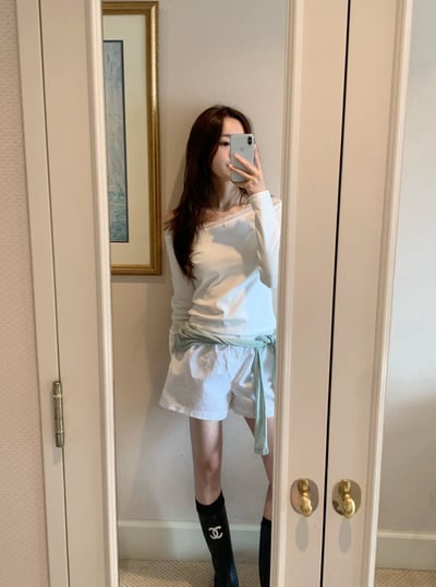 W6成團！《蔬菜家》蕾絲開肩上衣2