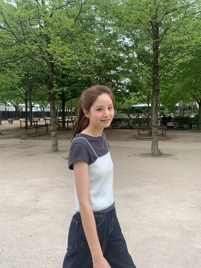 早鳥價開團中！《ounce》背後綁帶lace細肩帶直條紋背心10