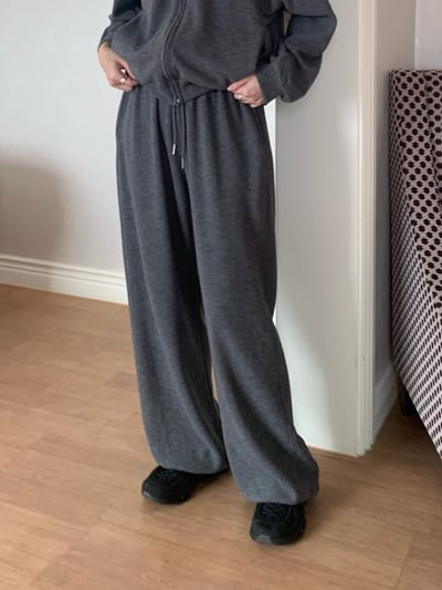 現貨深藍一件！《質感店家》skin fleece hood zip-up and pt11