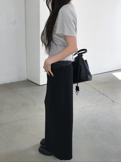 W7成團！只剩三色《26春夏爆紅設計師》寬鬆圓領tee4