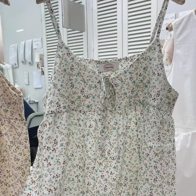 早鳥價開團中！《小資湊免運》碎花可調節細肩背心4