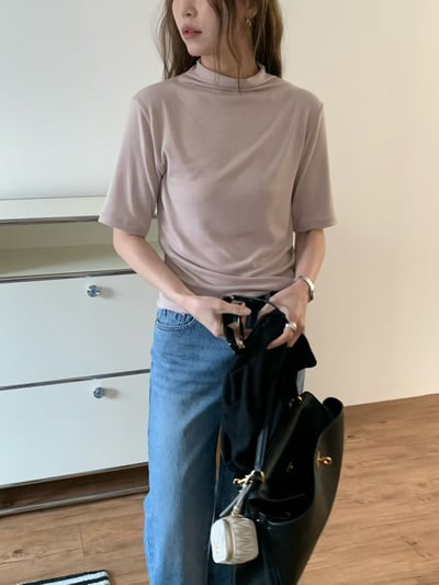 W7成團！《v家》微高領五分袖打底衣7