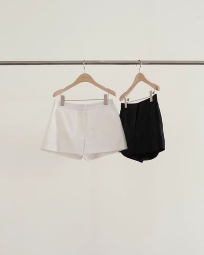 W7成團！《ounce》黑白寬短褲16