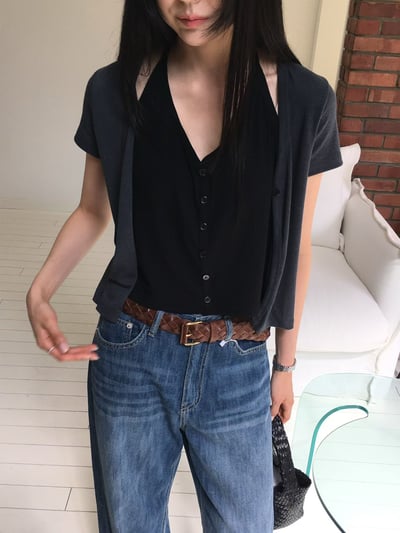 早鳥價開團中！《v家》假兩件繞脖造型上衣3