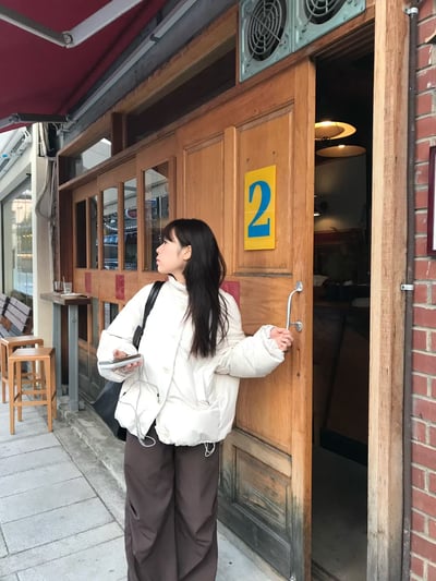 奶茶現貨！咖色特價預購！《簡約好看》帽子可拆羽絨外套25