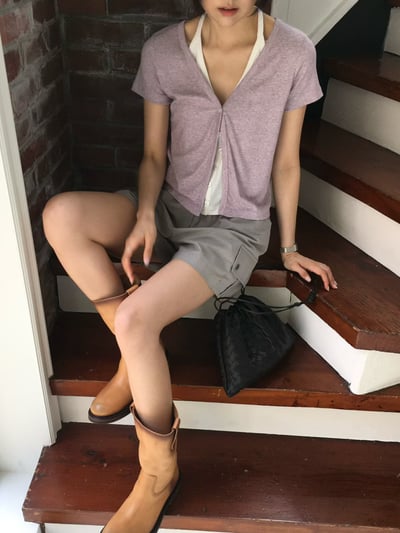 早鳥價開團中！《v家》假兩件繞脖造型上衣6