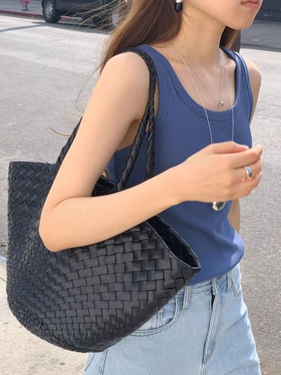 W6成團！《ounce》細直坑紋背心3