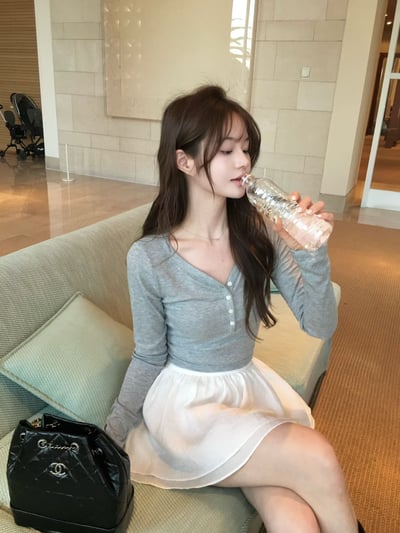 W6成團！《蔬菜家》花邊排扣打底衣6