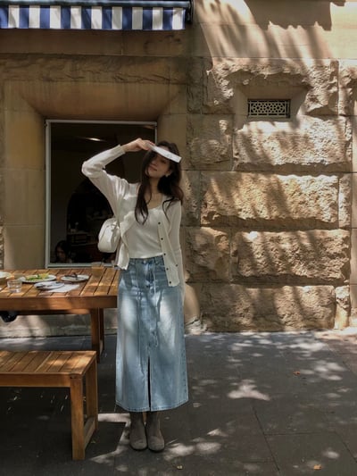 W5成團！《d家》愛心爆棚前開衩牛仔裙2