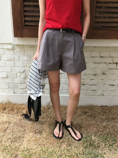 早鳥價開團中！《v家》顯瘦皺褶寬褲管短褲9