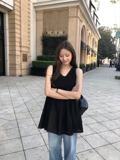 W5成團！《ounce》U neck仙女ops24