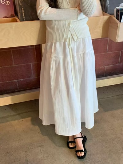 早鳥價開團中！《v家》亞麻氣質綁帶長裙3