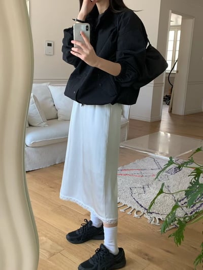 W6成團！《花語家》人造絲鬆緊蕾絲半裙1