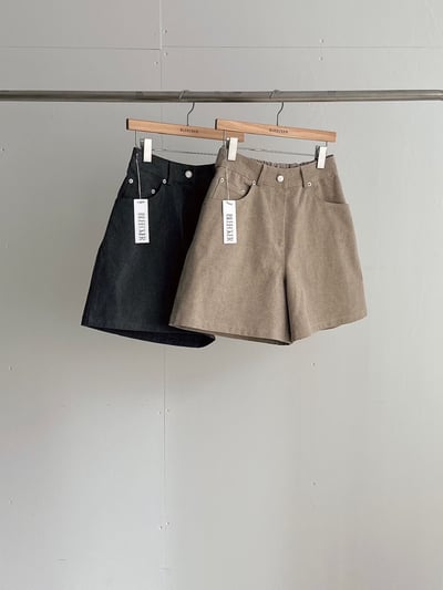 W7成團！《b家》作舊感後鬆緊短褲6