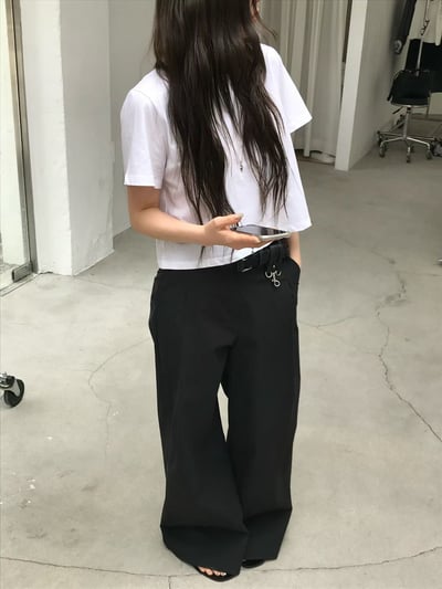 W7成團！只剩三色《26春夏爆紅設計師》寬鬆圓領tee10