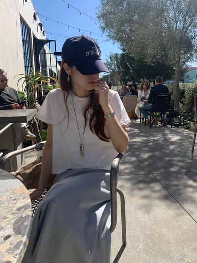 開團中早鳥價！《ounce》奶昔白杏拉鍊jumper2