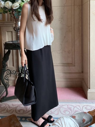 W8成團！《ounce》藍色鬚鬚裙搭配的美拖鞋5