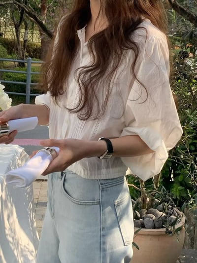 W6成團！《ounce》下擺鬆緊蕾絲blouse6